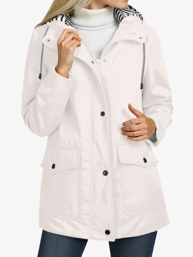 AquaShield | Stylish Waterproof Women's Rain Jacket with Hood 3
