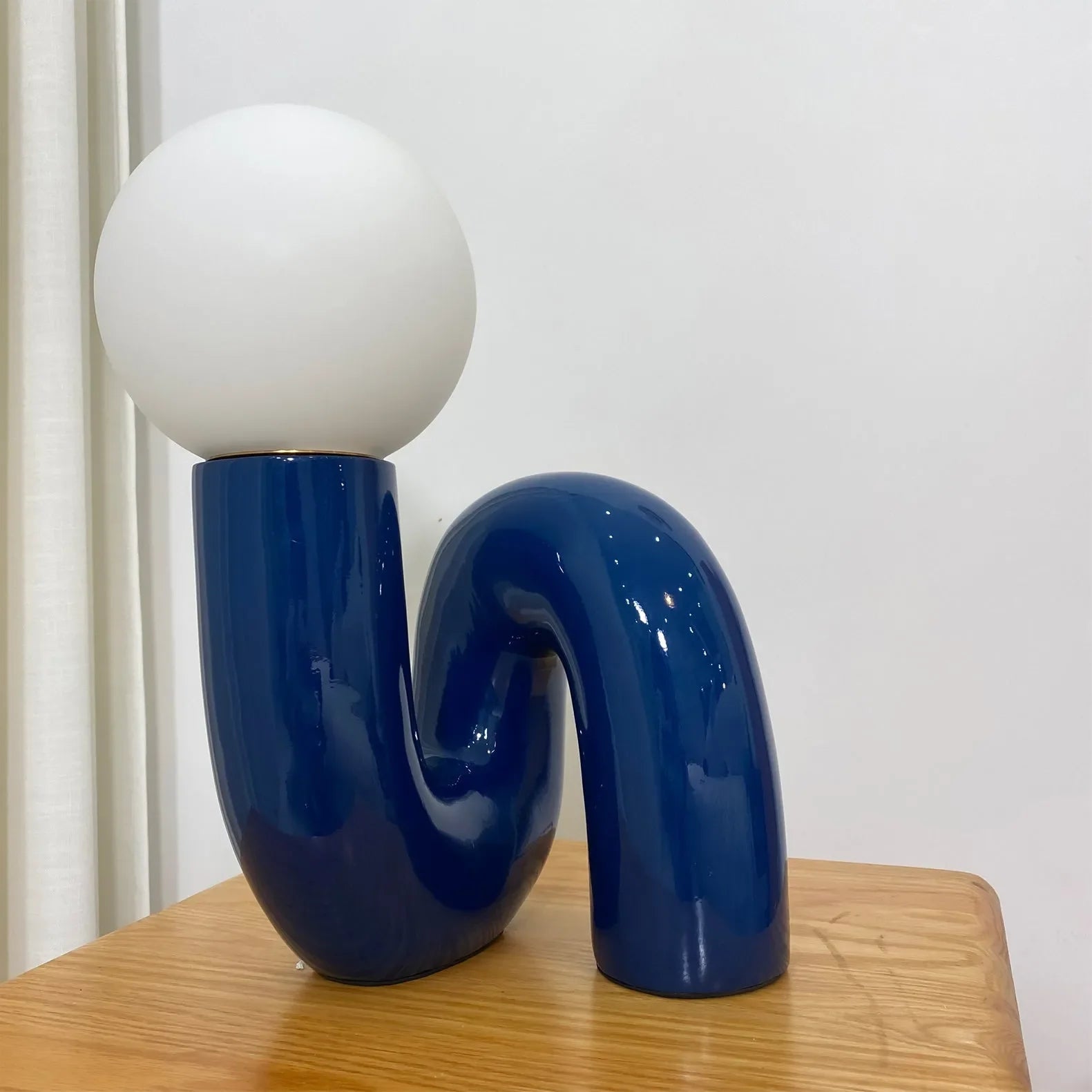 ArtGlow – Colourful Table Lamp for Vibrant Interiors 5