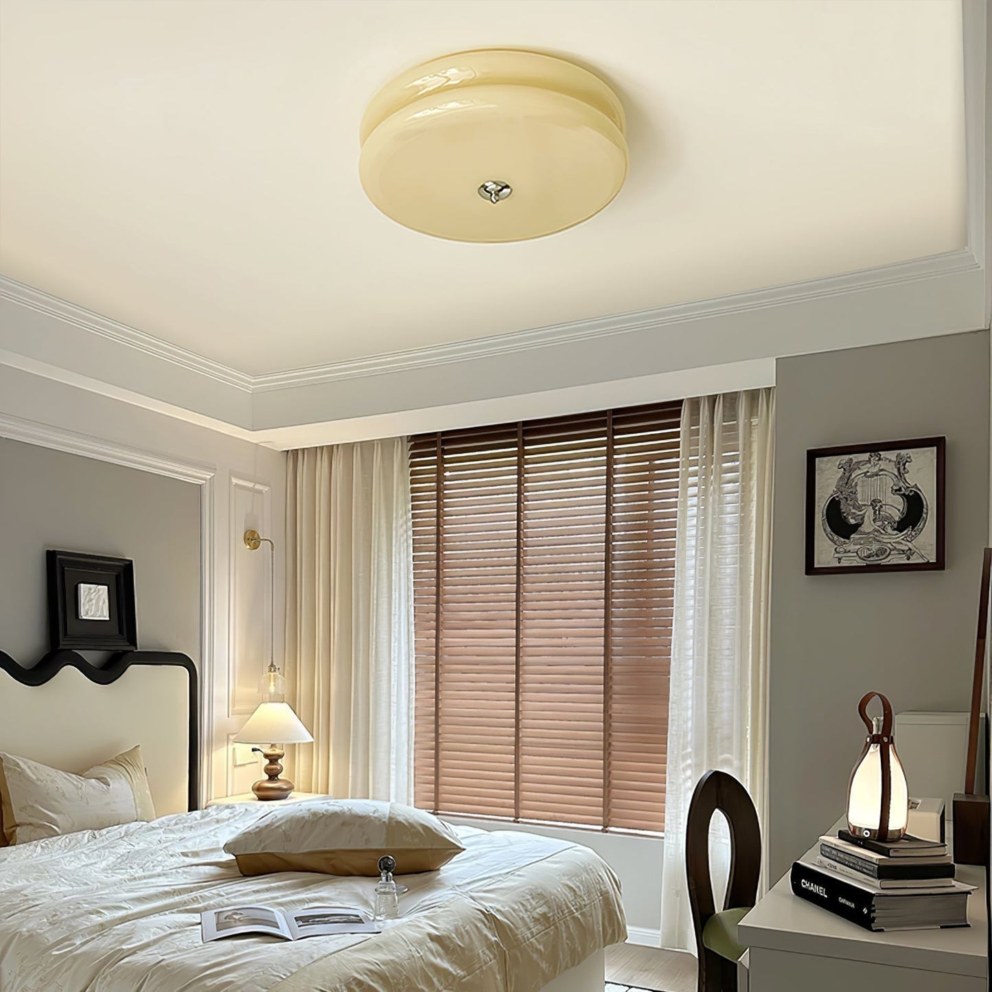 Elegant Vintage Style Ceiling Lamp