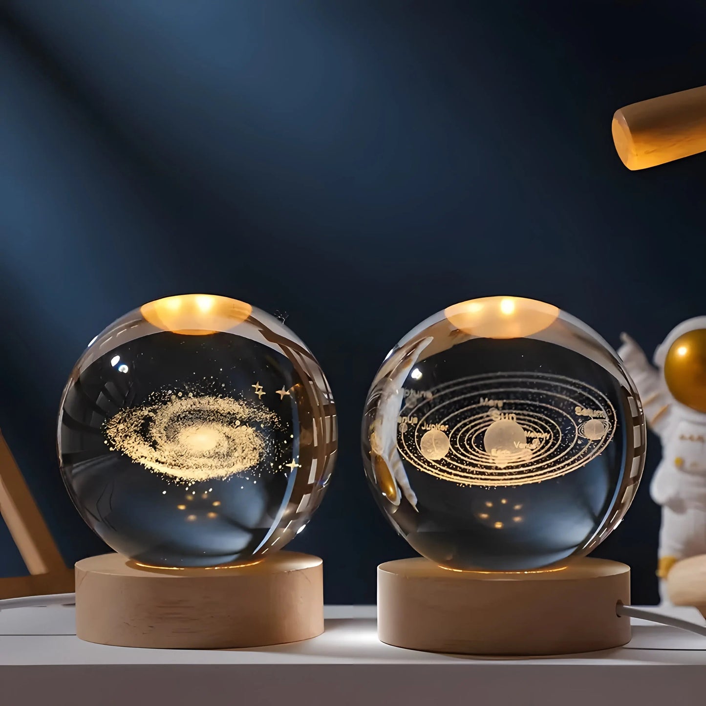 AstralGlow™ - Sphere Lamp Inovessa