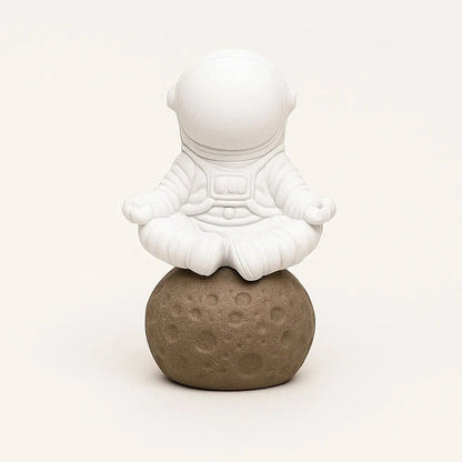 Handmade purple clay astronaut tea pet zisha figurine moon base ornament chinese tea table decoration 