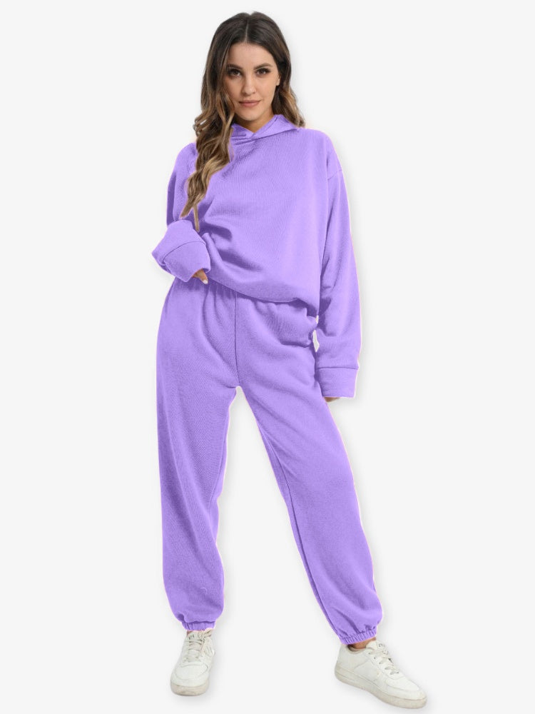 Athleisure Luxe | Stylish Comfortable Women's All-Season Tracksuit 14