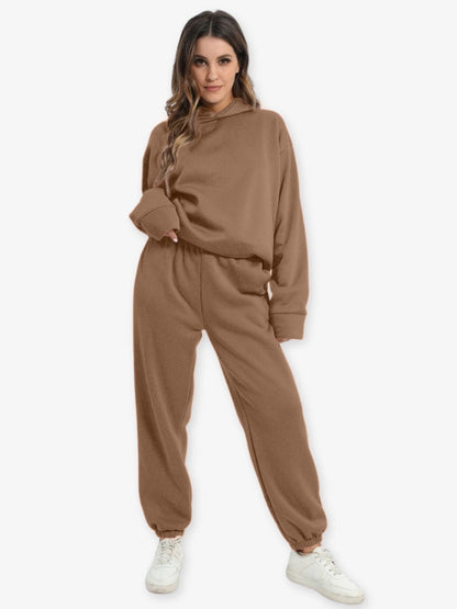 Athleisure Luxe | Stylish Comfortable Women's All-Season Tracksuit 7