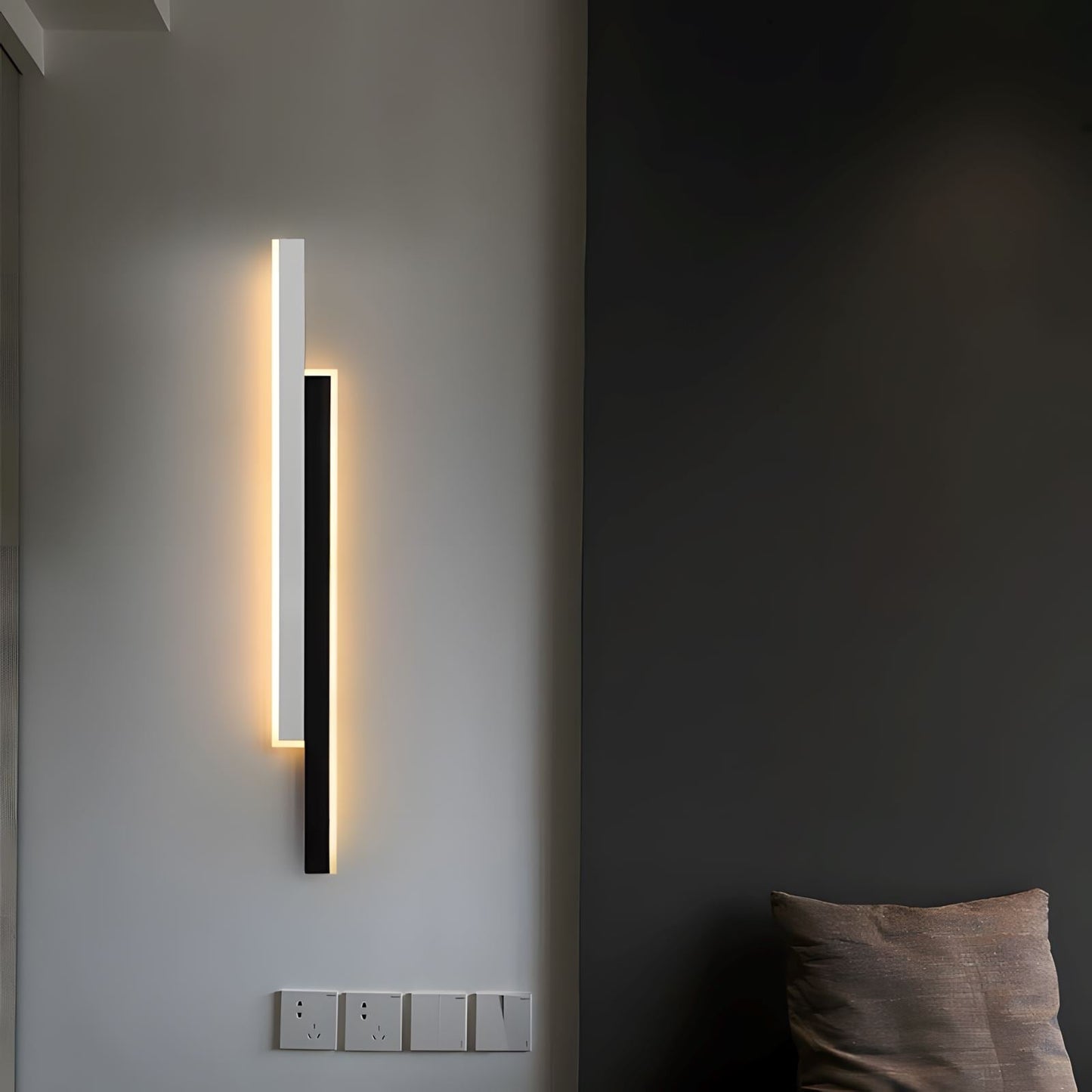 Bright Adjustable LED Wall Light Fixture for Home