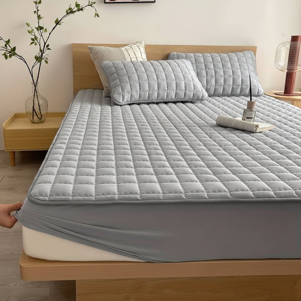 Comfortable Bed Mattress Cover Waterproof Fitted Sheet Protector