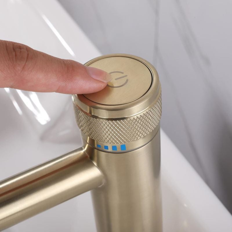 Stylish One Handle Bathroom Faucet for Hot Cold Water