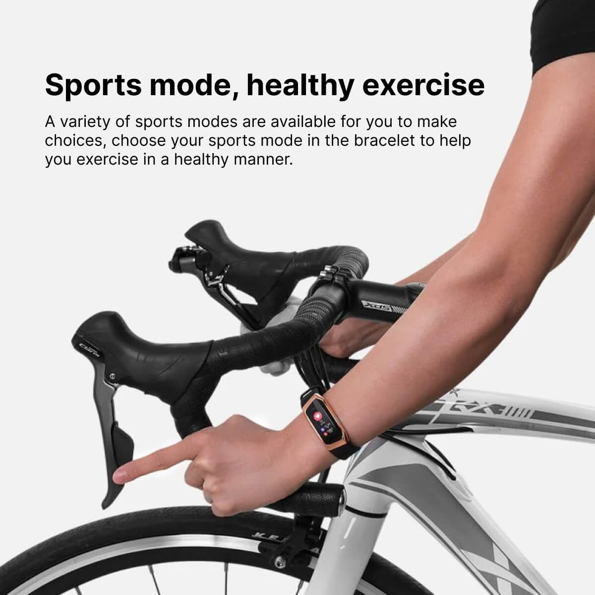 Accurate Fitness Smartwatch with BP and HR Tracker