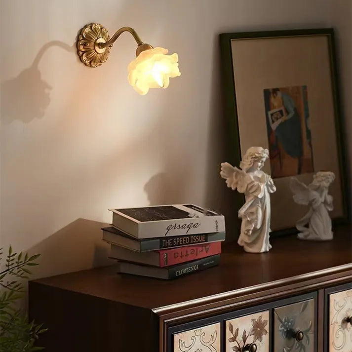 BloomLume – Vintage Flower Glass Wall Light 6