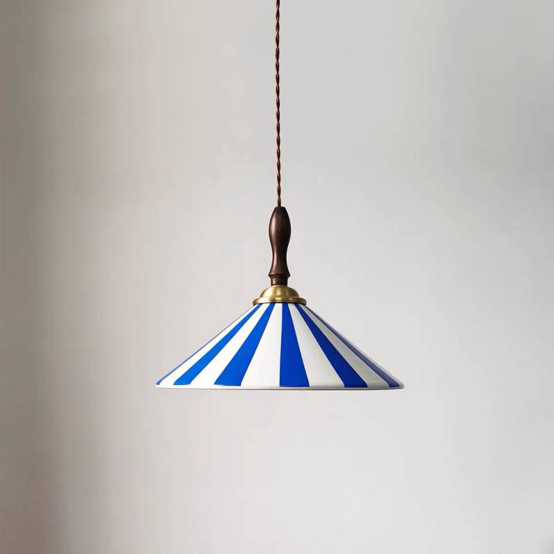 Classic Hanging Lamp – Vintage Style Ceiling Light
