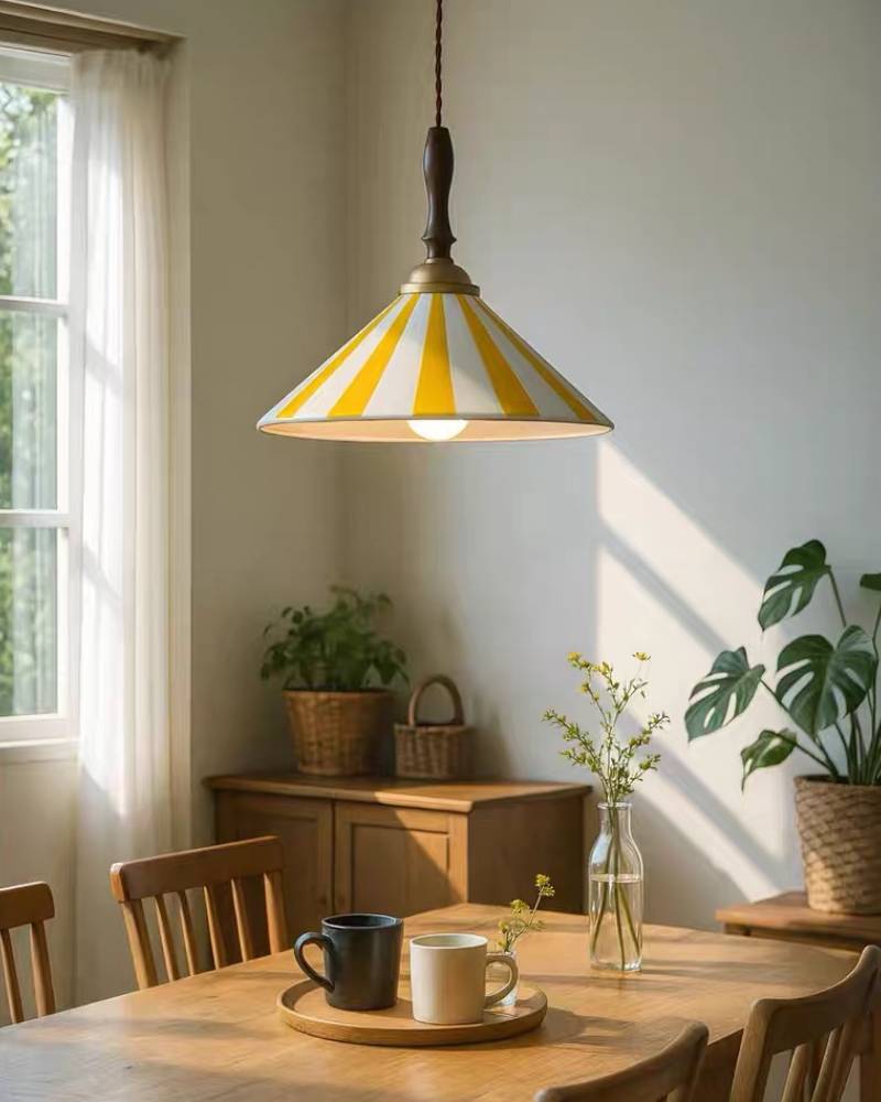 Classic Hanging Lamp – Vintage Style Ceiling Light