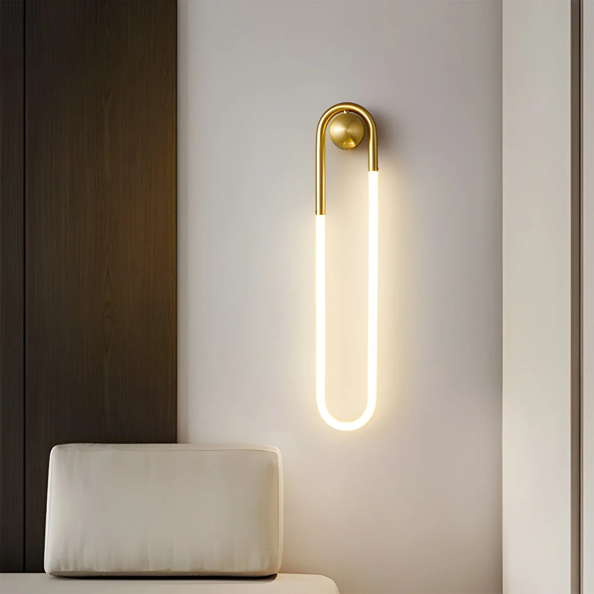 BrassAura | Elegant Dimmable LED Wall Sconce Lighting for Modern Spaces 9