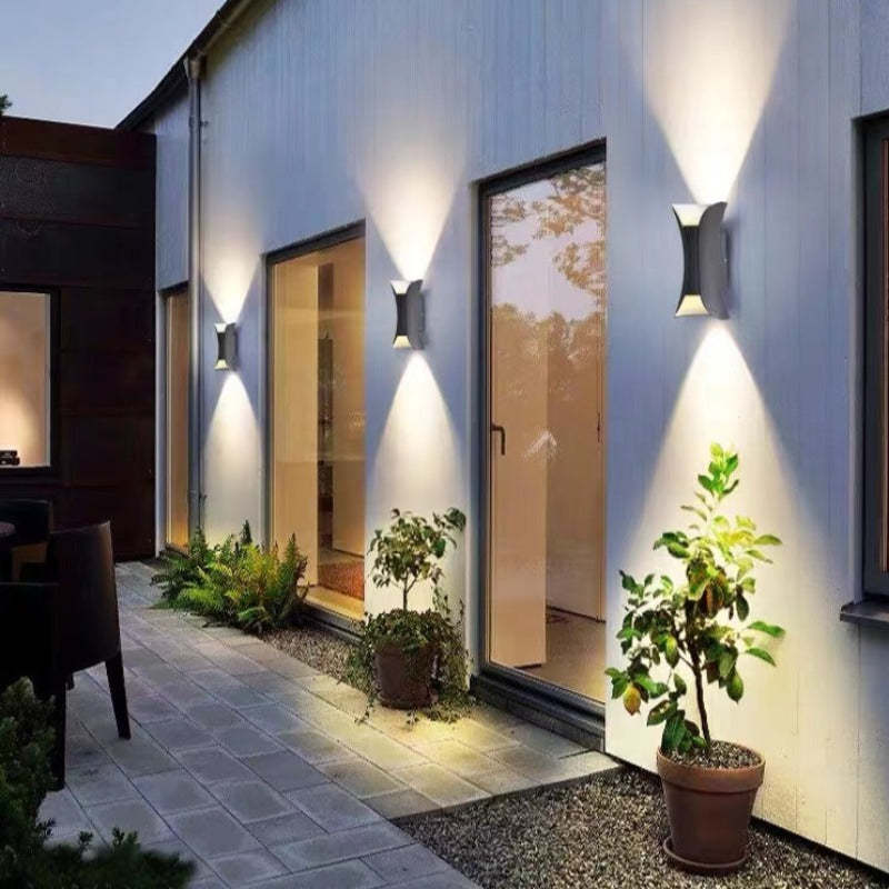 Slim LED Wall Lamp – Contemporary Simple Style