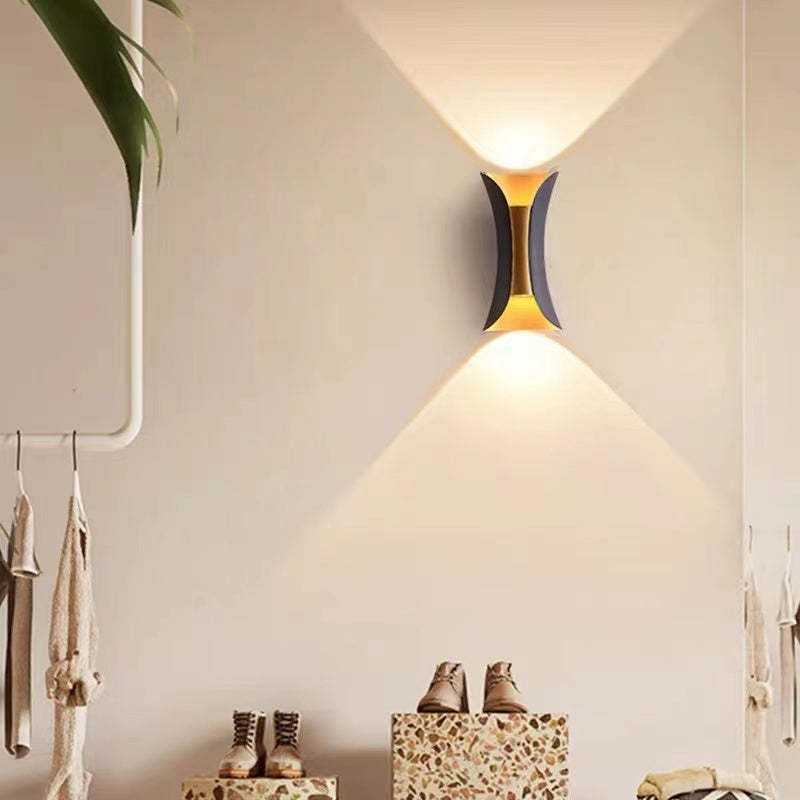 Slim LED Wall Lamp – Contemporary Simple Style