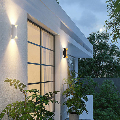Slim LED Wall Lamp – Contemporary Simple Style