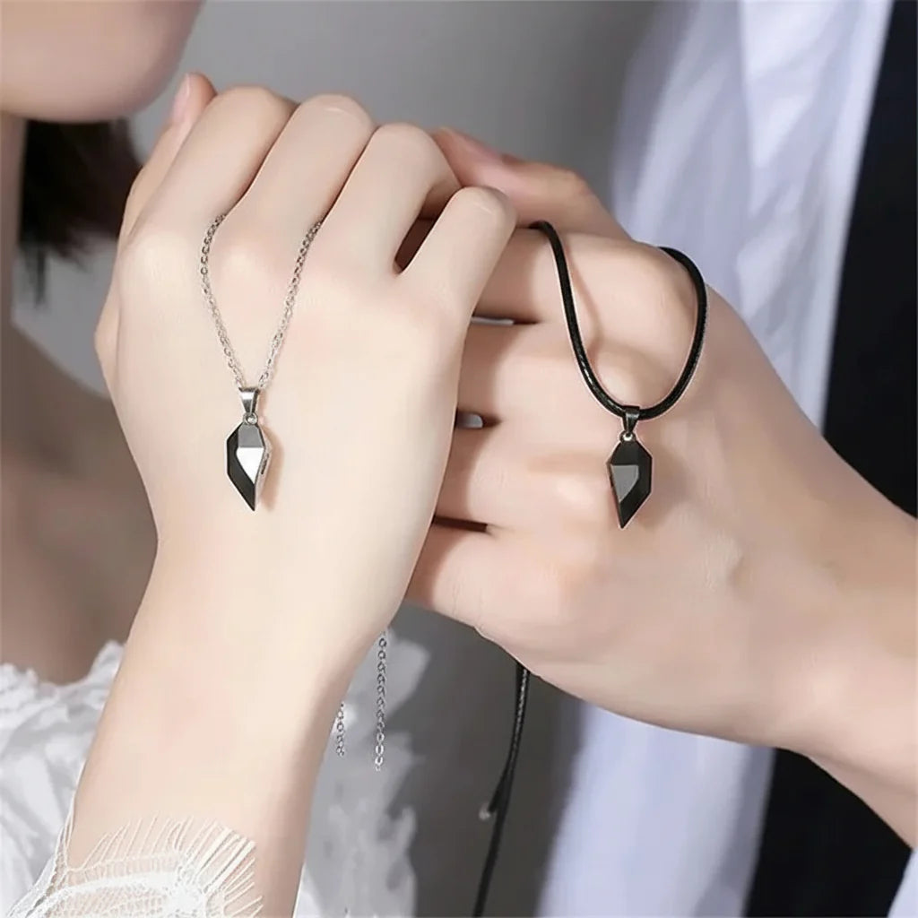 Lovely Heartbeat Lovers Magnetic Necklace Set