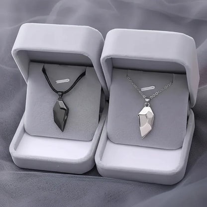 Lovely Heartbeat Lovers Magnetic Necklace Set