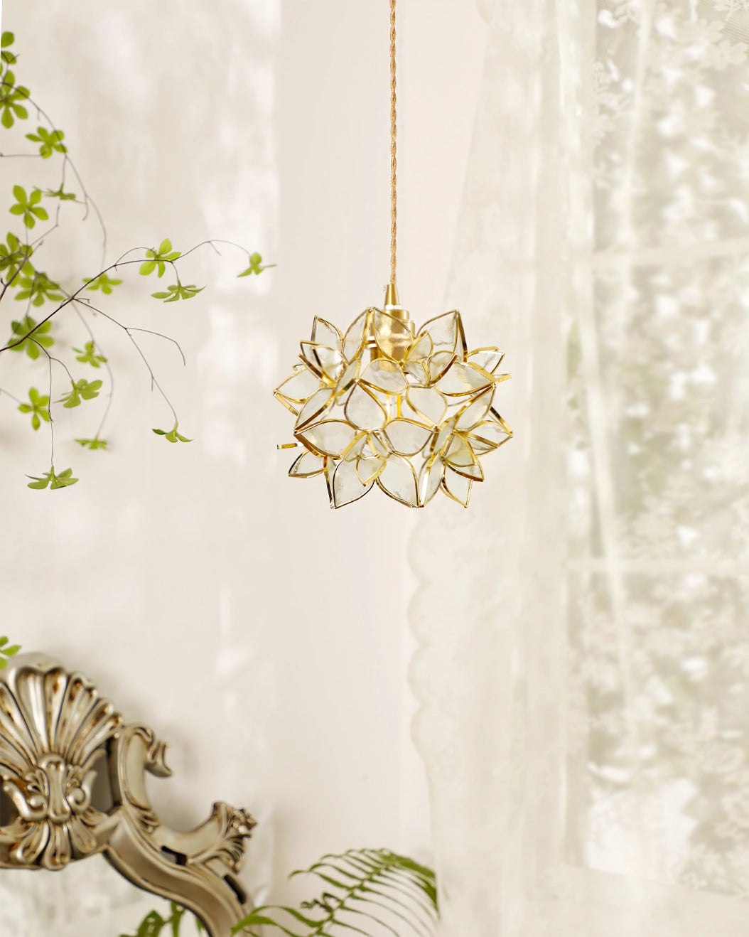 Elegant Shell Pendant Light Fixture