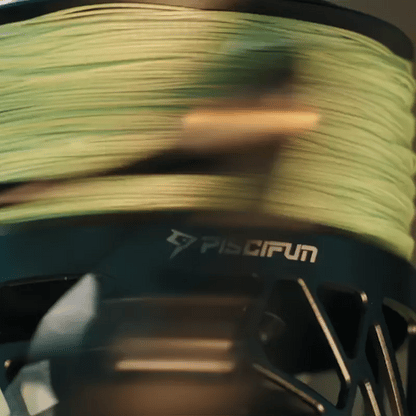 Ultra Light Carbon Fiber Spinning Fishing Reel