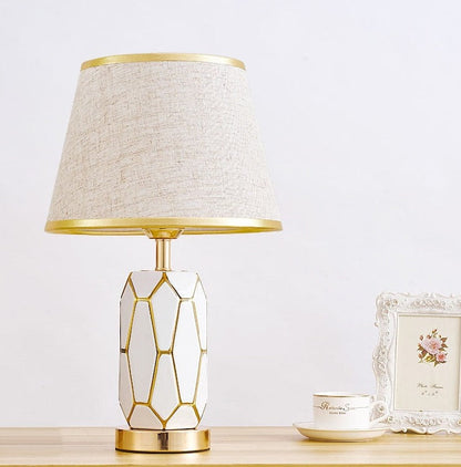 CeramiGlow – Retro Ceramic Desk Lamp for a Nostalgic Touch 8