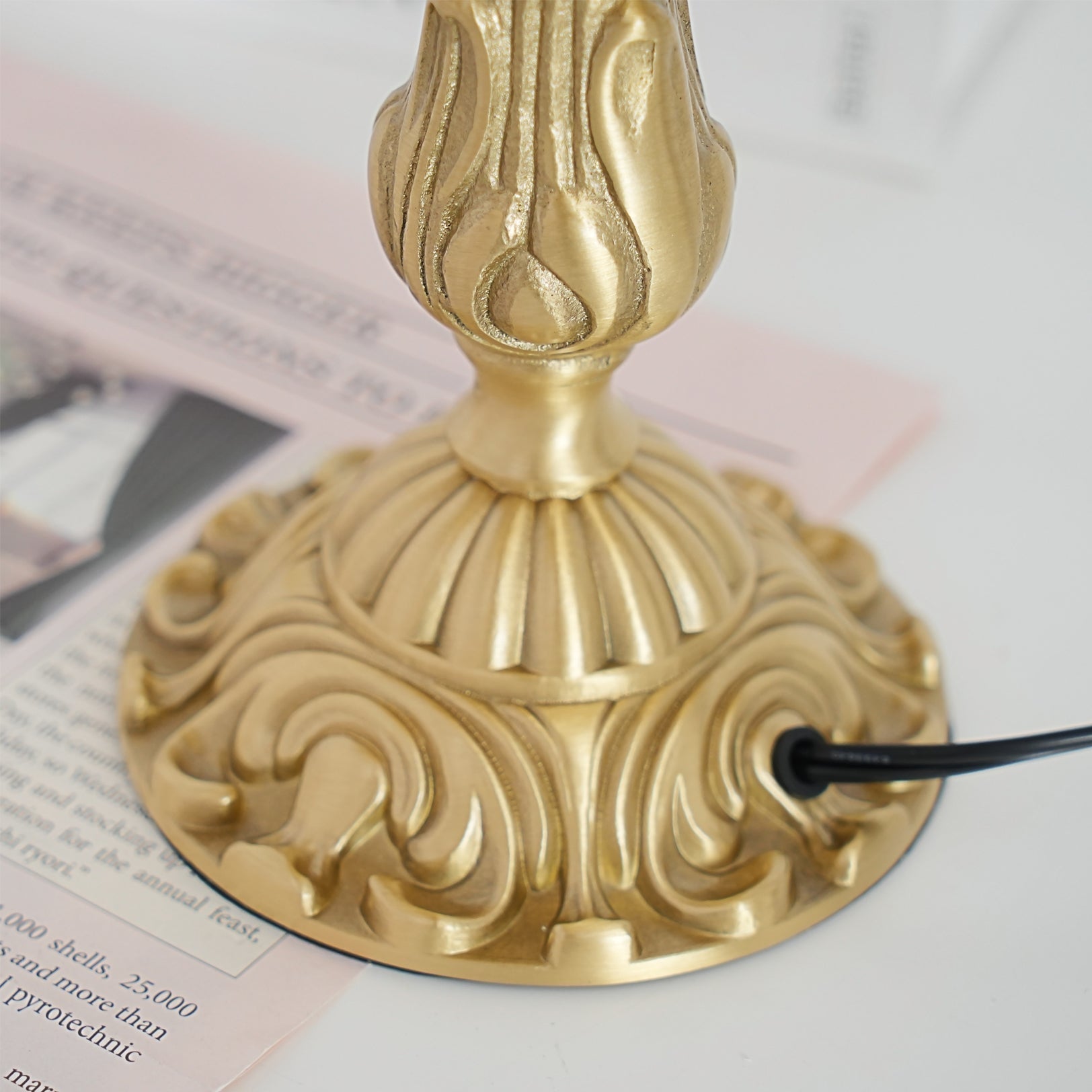 CharmedRadiance - Desk Lamp 5