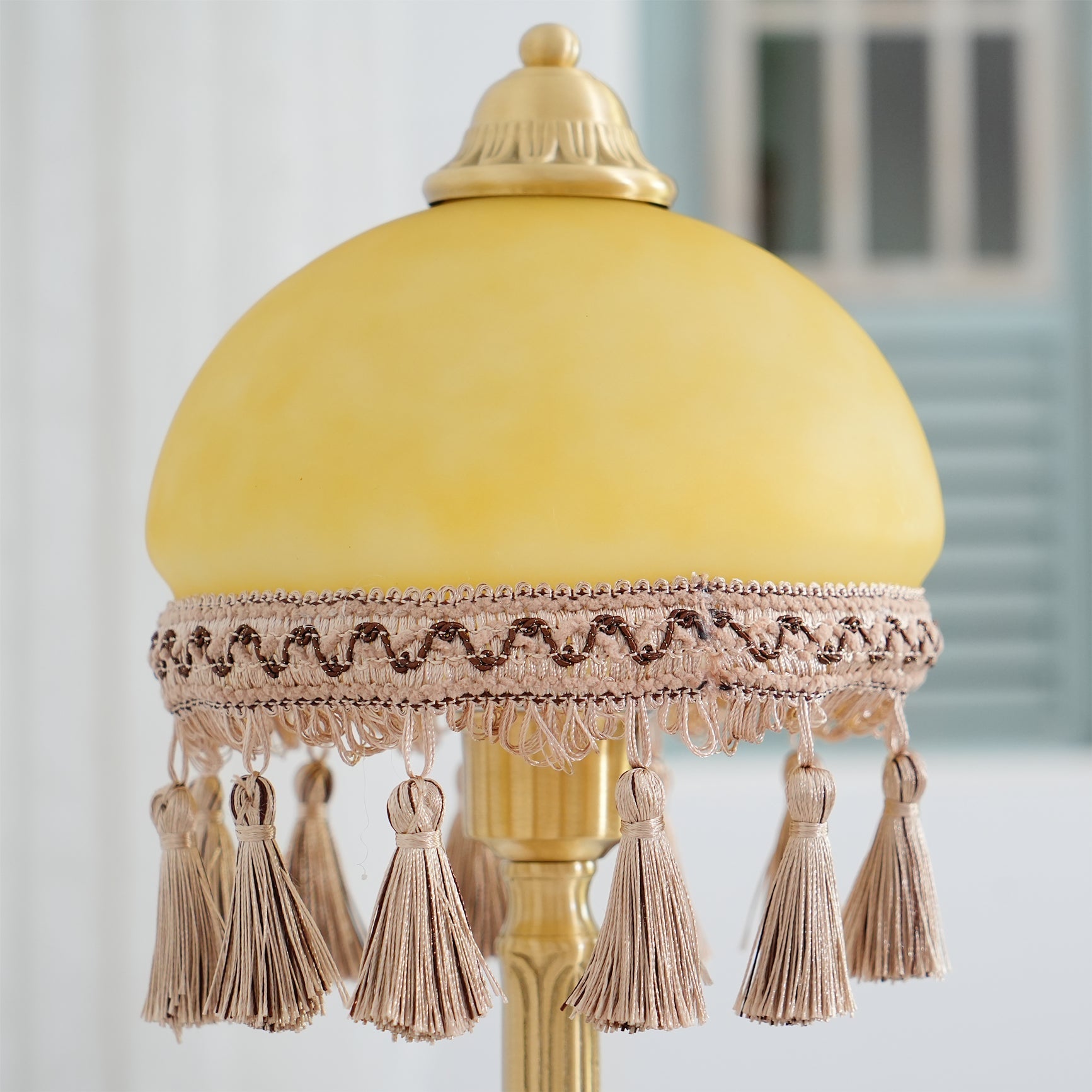 CharmedRadiance - Desk Lamp 6