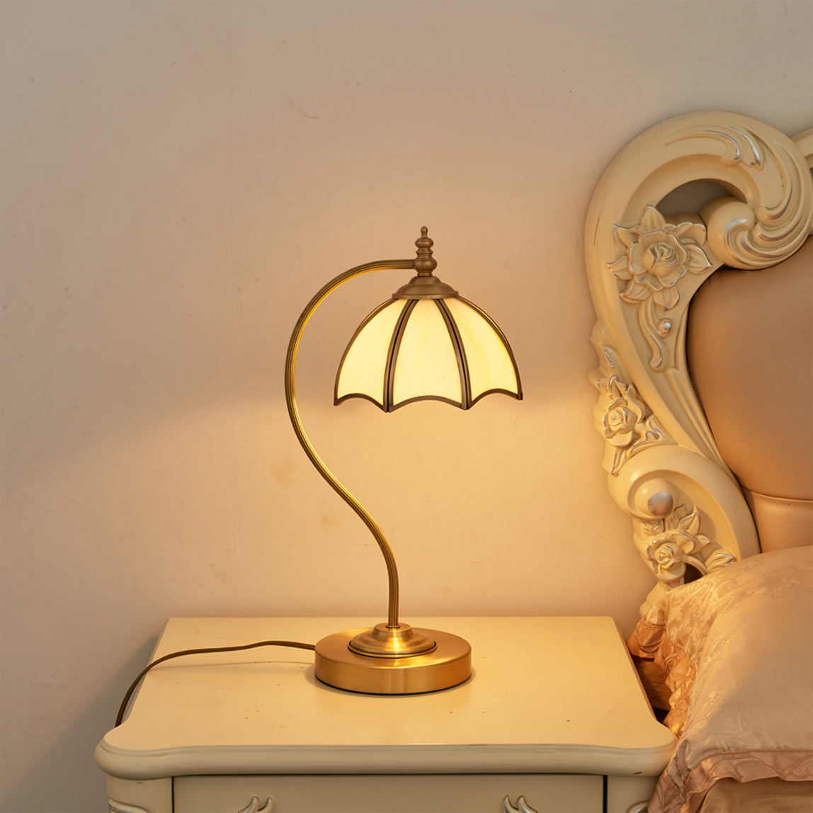 ChicBreeze – Brass and Glass Table Lamp with Umbrella Design 5