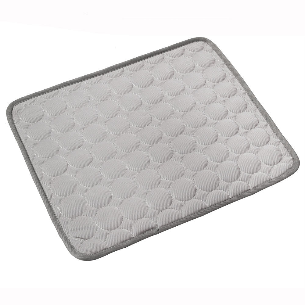 Chillpet - Luxury Cooling Cloth for Pets - Breathable Ice Cream Material 5