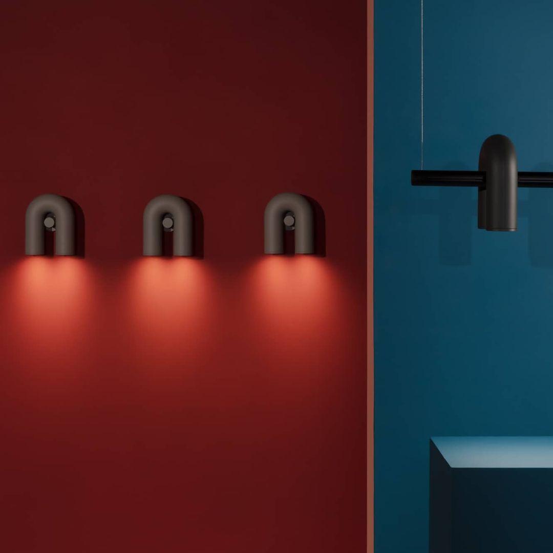 Cirkus | Sleek Modern Aluminum Wall Sconce with Integrated LED Lighting 4