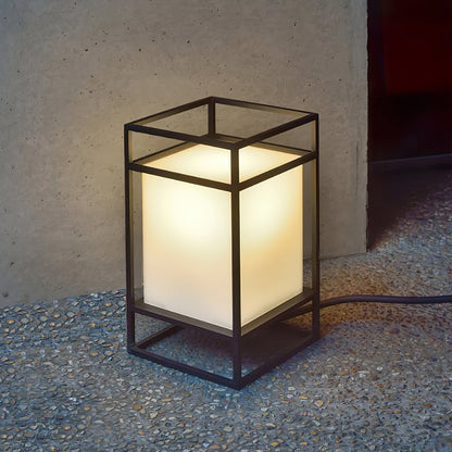 CleoBeam Outdoor Garden Solar Lamp with Soft Lighting - Lusomart