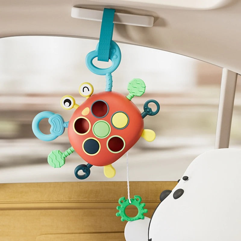 CleverCrawl – Silicone crab toy with looped pull strings and molded pressure points 4