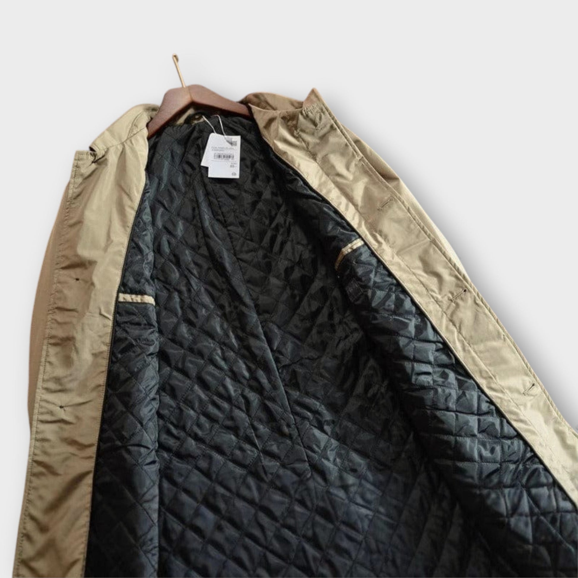 Coastal Coat | High-Performance Weather-Resistant Coat with Padded Thermal Insulation – Lightweight for Everyday Comfort 4