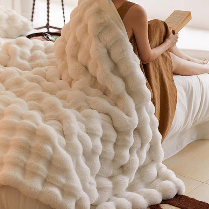 Plush Fleece Throw Blanket – Soft Warm Comfort