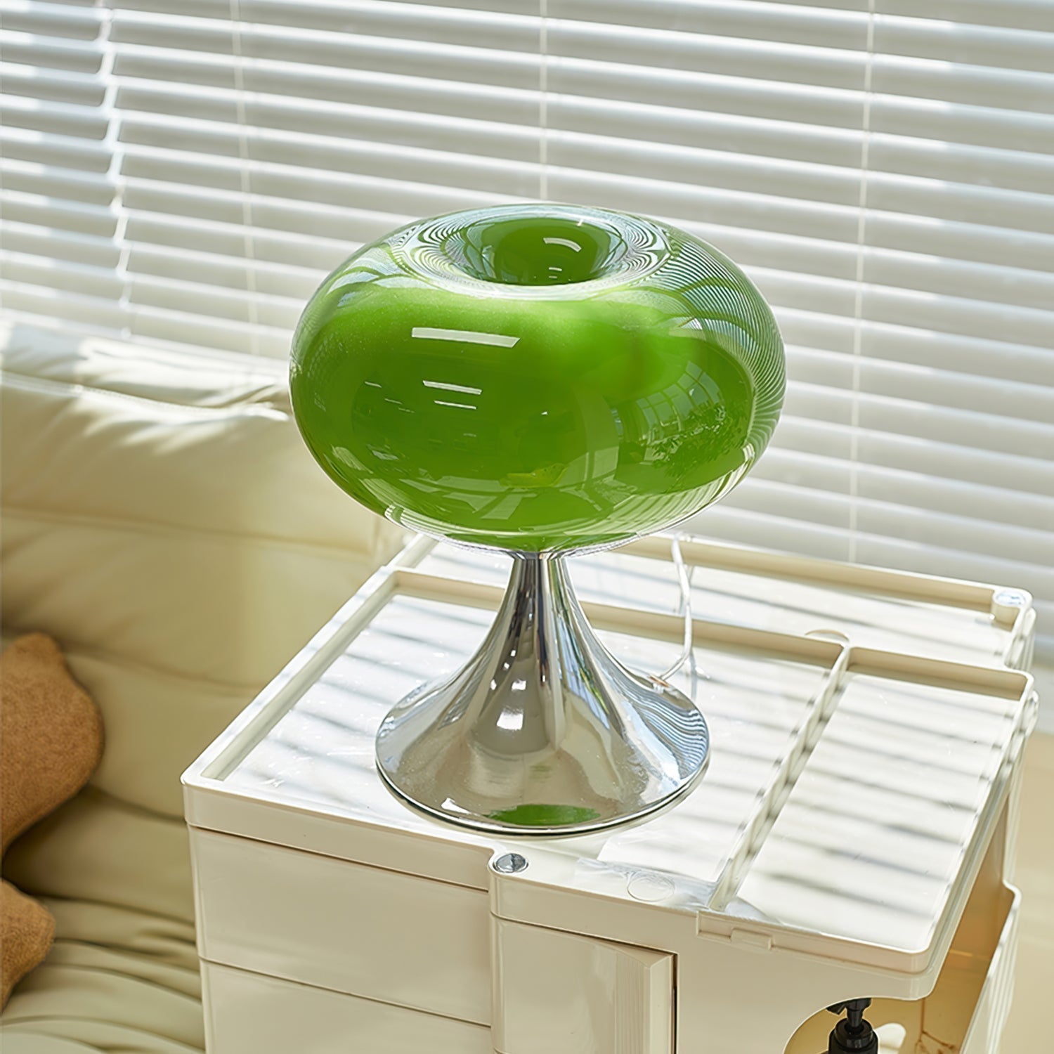 ColorPop – Contemporary Glass and Metal Lamp 3