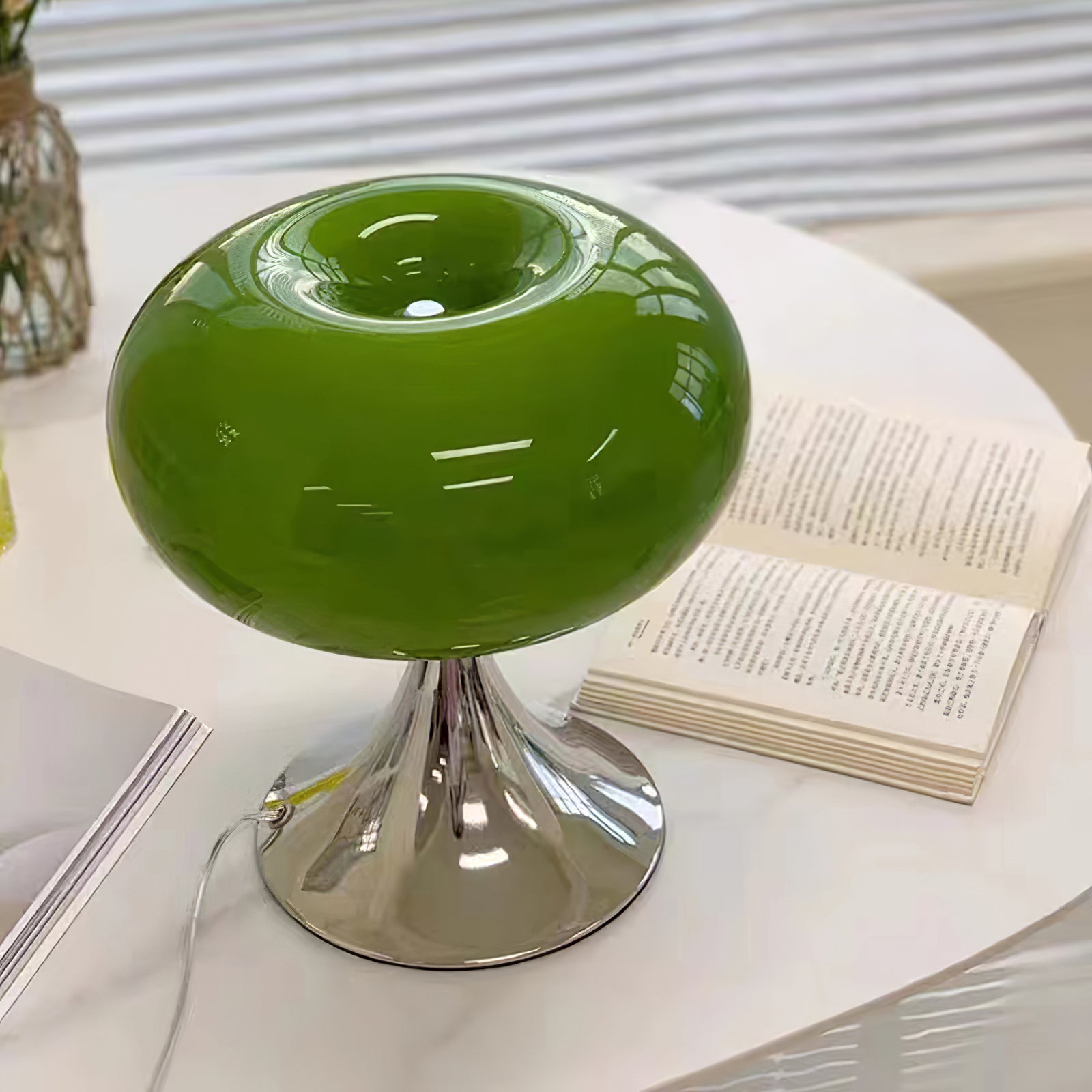 ColorPop – Contemporary Glass and Metal Lamp 7