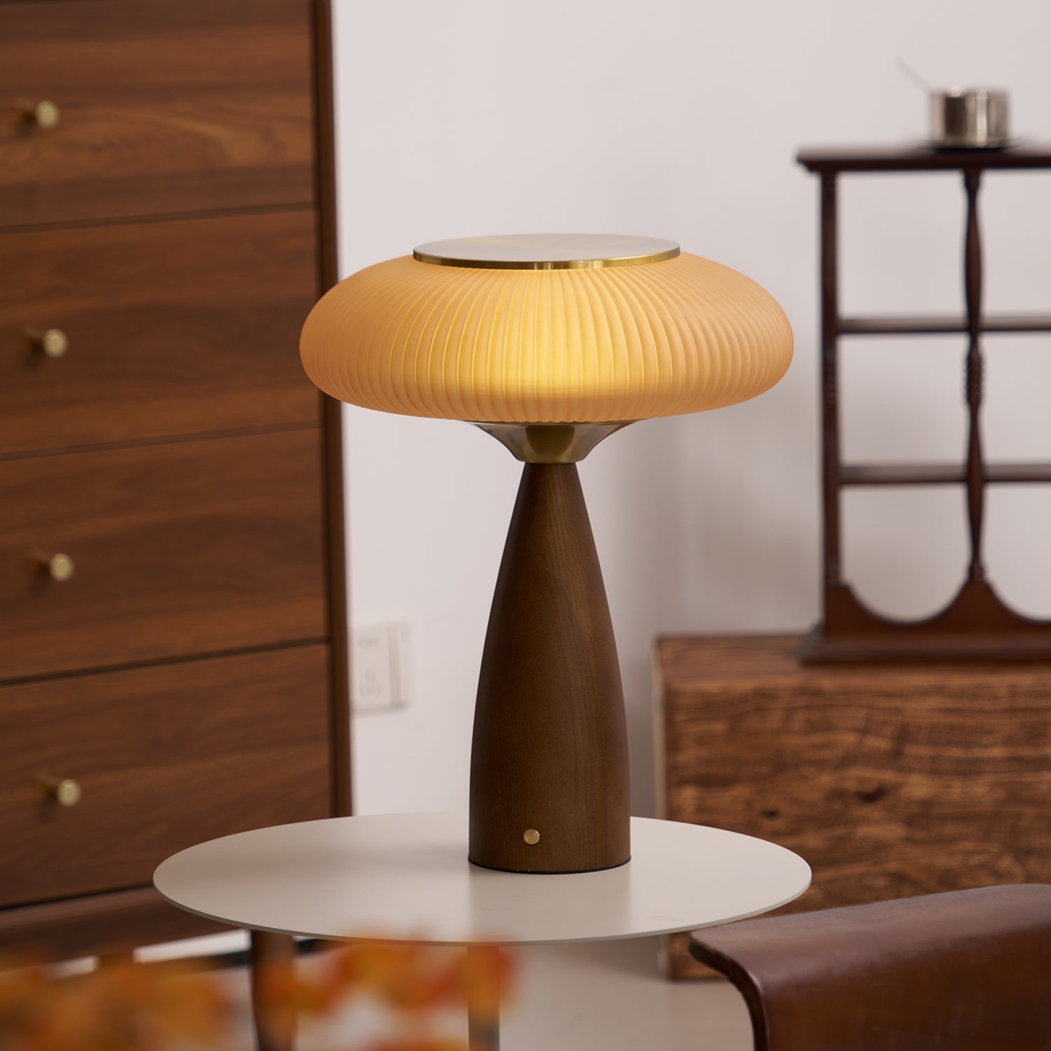 Conical Matsuteko Table Lamp 1