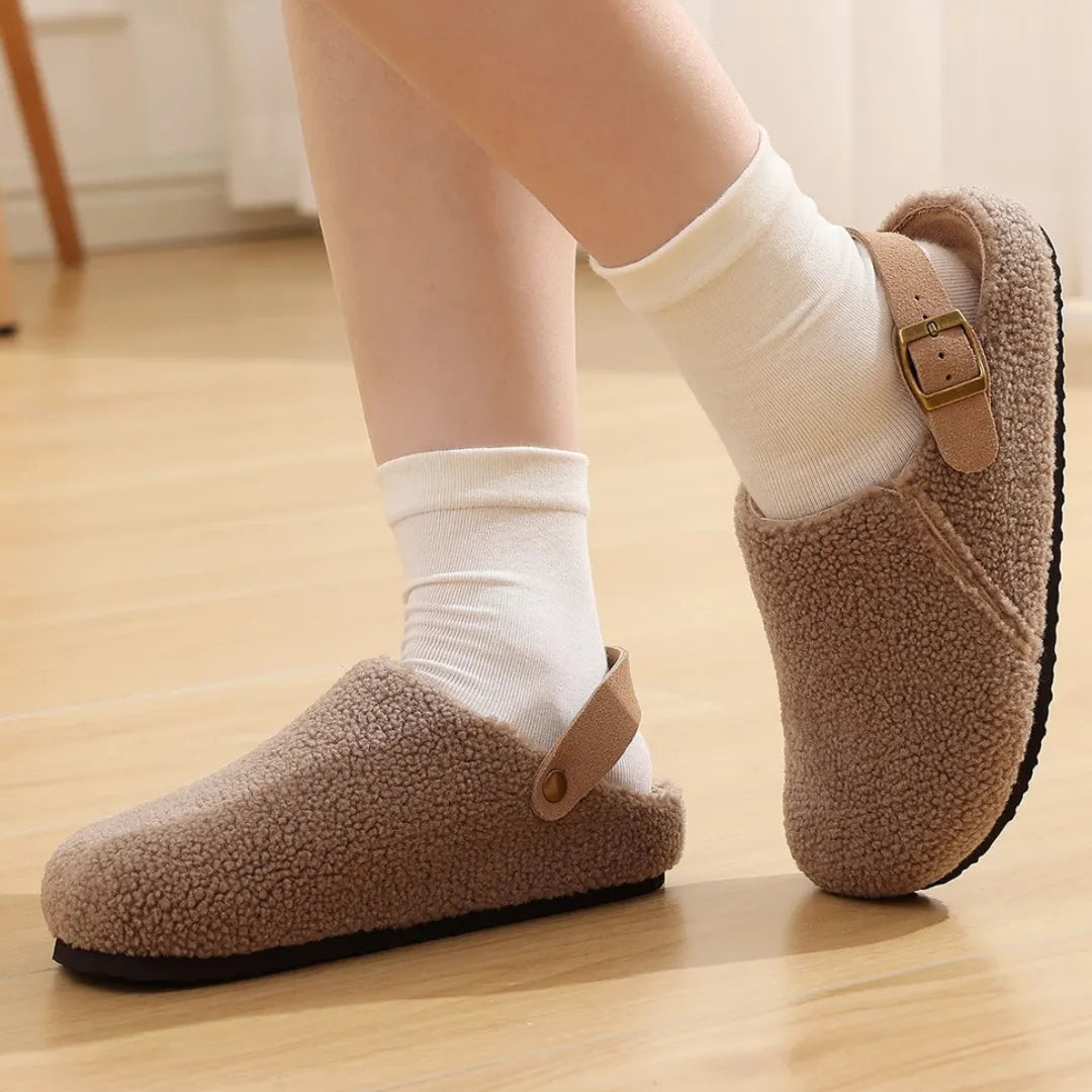 CorkComfort | Cozy Adjustable Fur Women's Slippers with Cork Sole 7