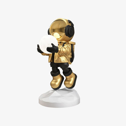 CosmicGlow | Playful Modern Astronaut Standing Floor Lamp with LED Light 3
