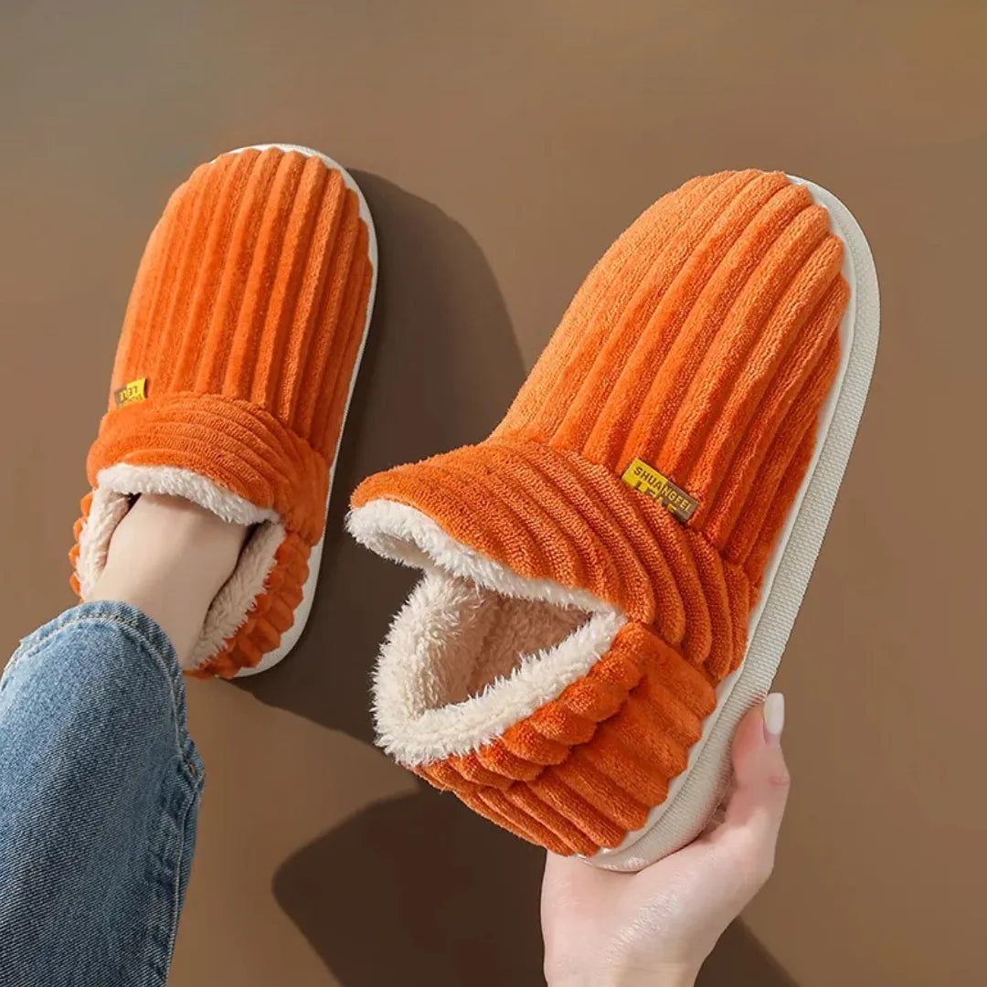CottonChic | Cozy Stylish Women's Slippers with Soft Fur Lining 7