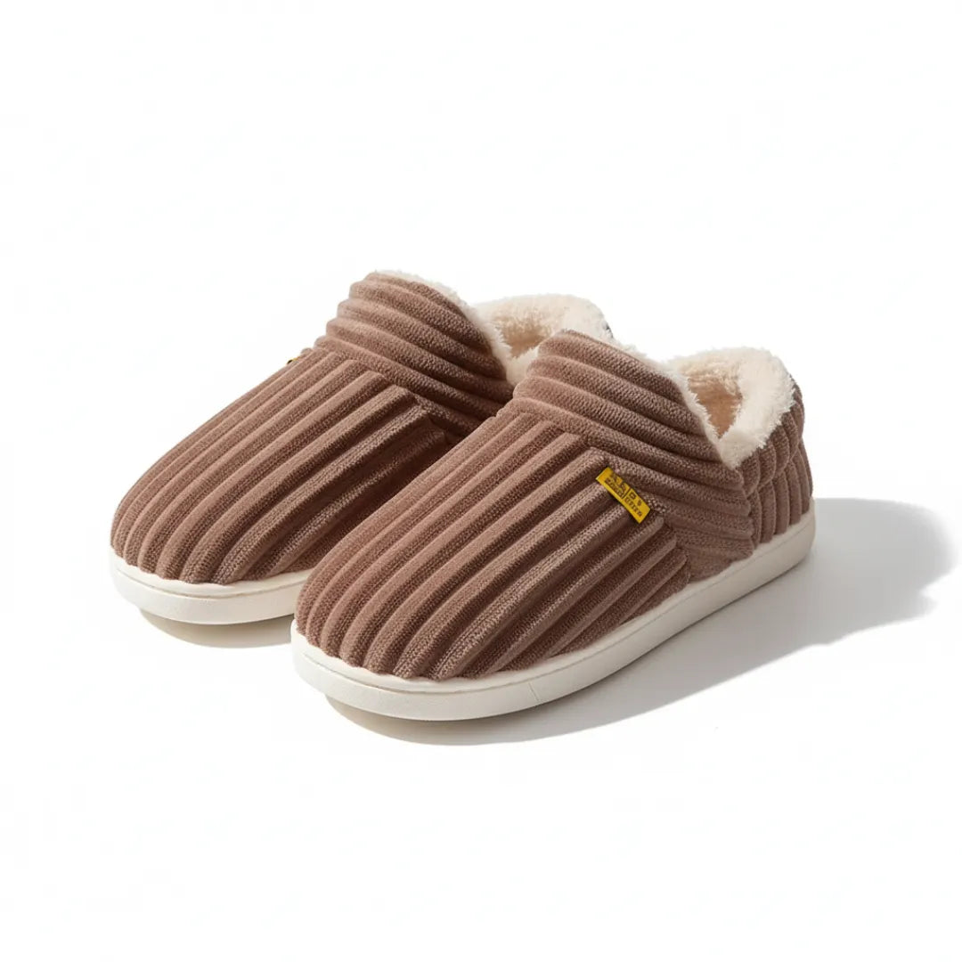 CottonChic | Cozy Stylish Women's Slippers with Soft Fur Lining 8