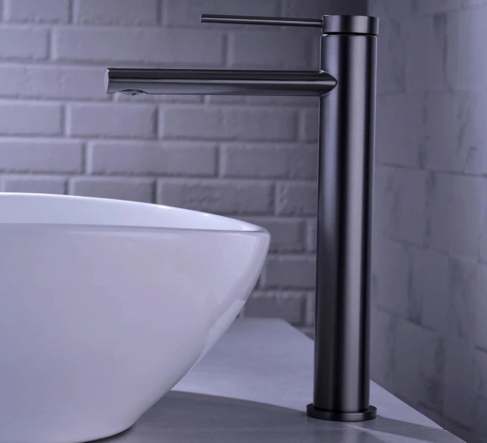 Modern Single Handle Brass Kitchen Faucet