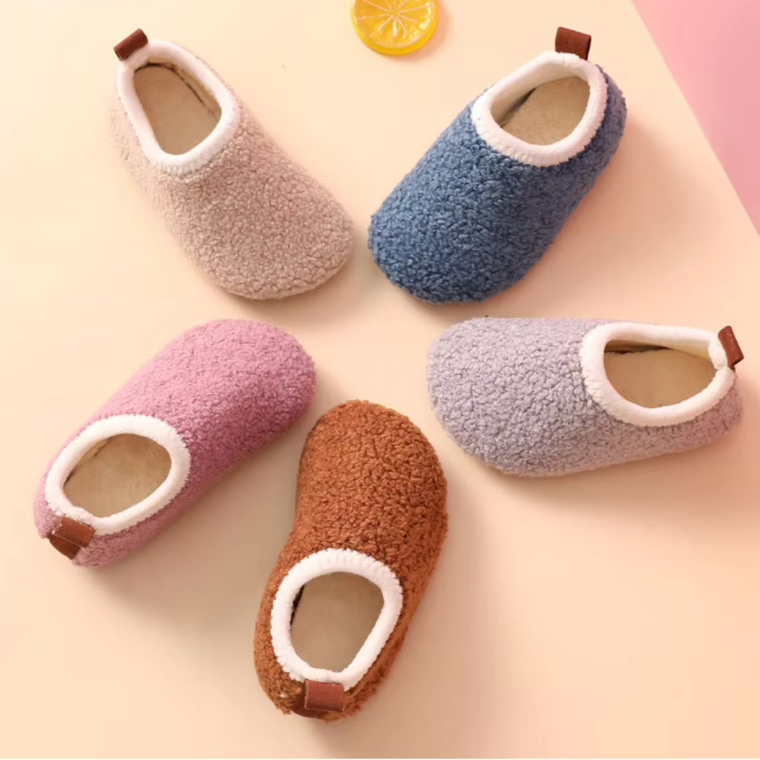 Cozy Children's Slippers | Warm and lined slippers for small children 1