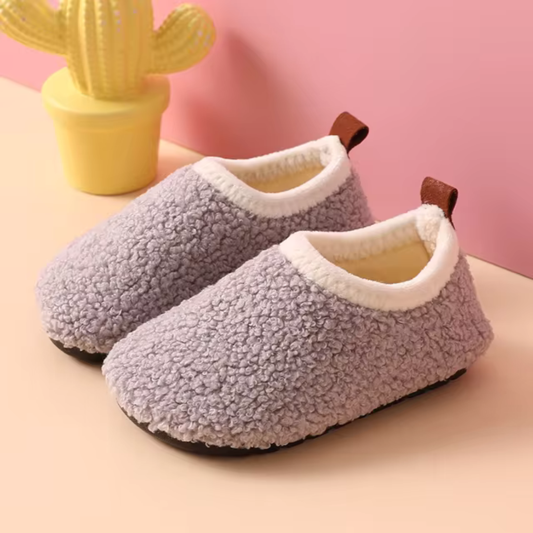 Cozy Children's Slippers | Warm and lined slippers for small children 3
