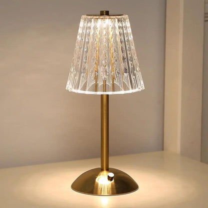 CrystalLuxe - Vintage Table Lamp with Elegant Shine 3
