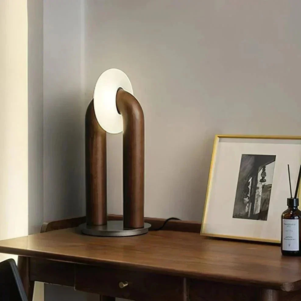 CurveGlow – Innovative Desk Light 2