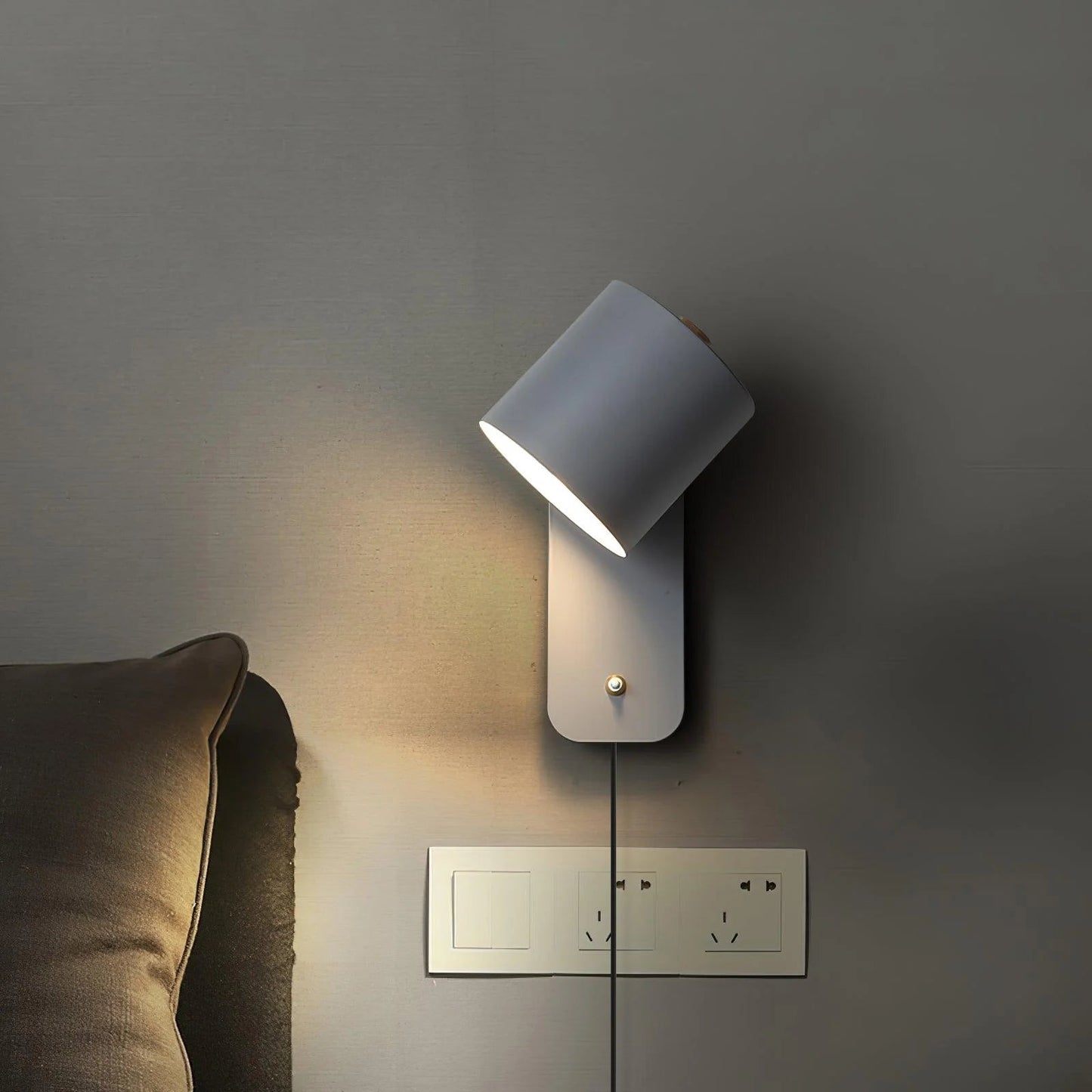 Cylindra | Modern Elegant Metal Wall Sconce Lighting for Contemporary Spaces 3