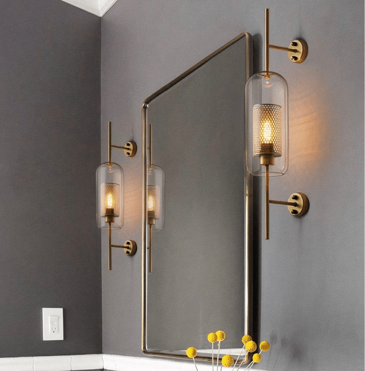 Elegant Clear Table Lamp
