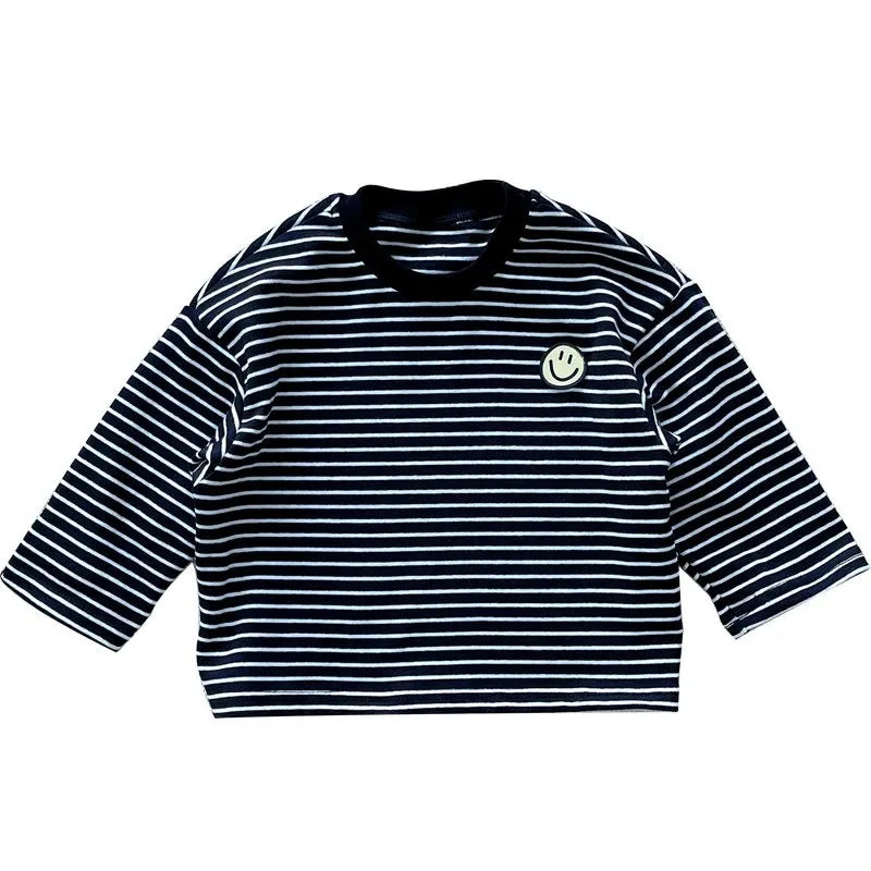Product Title: Women's Long Sleeve Shirt - Perfect for All Seasons

Product Description: Check out this awesome women’s long sleeve shirt! Made from comfy cotton, it's perfect for any season. Dress it up or down – it’s super versatile, giving you style for every occasion!

Handle: womens-long-sleeve-shirt-all-seasons-cotton-4

Variants: 
- Size S
- Size M
- Size L
- Size XL

Don't miss out on adding this wardrobe essential to your collection!