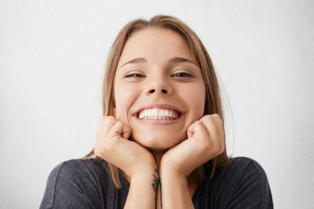 DenturaFlex | Customizable Natural-Looking Dental Prosthesis for Comfort 2