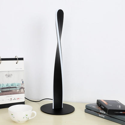 DimLume – Aluminum Desk Lamp with Flexible Dimming Function 4