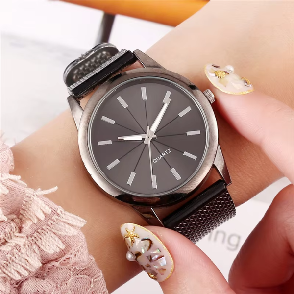 Sleek Black Leather Mens Watch with Metal Strap